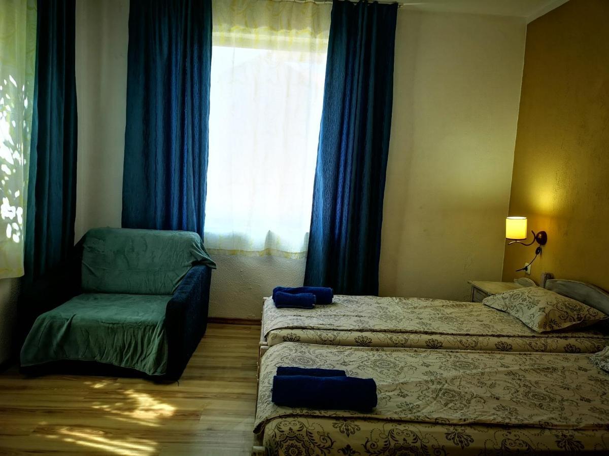 Paunovi Guest House Primorsko Exterior foto