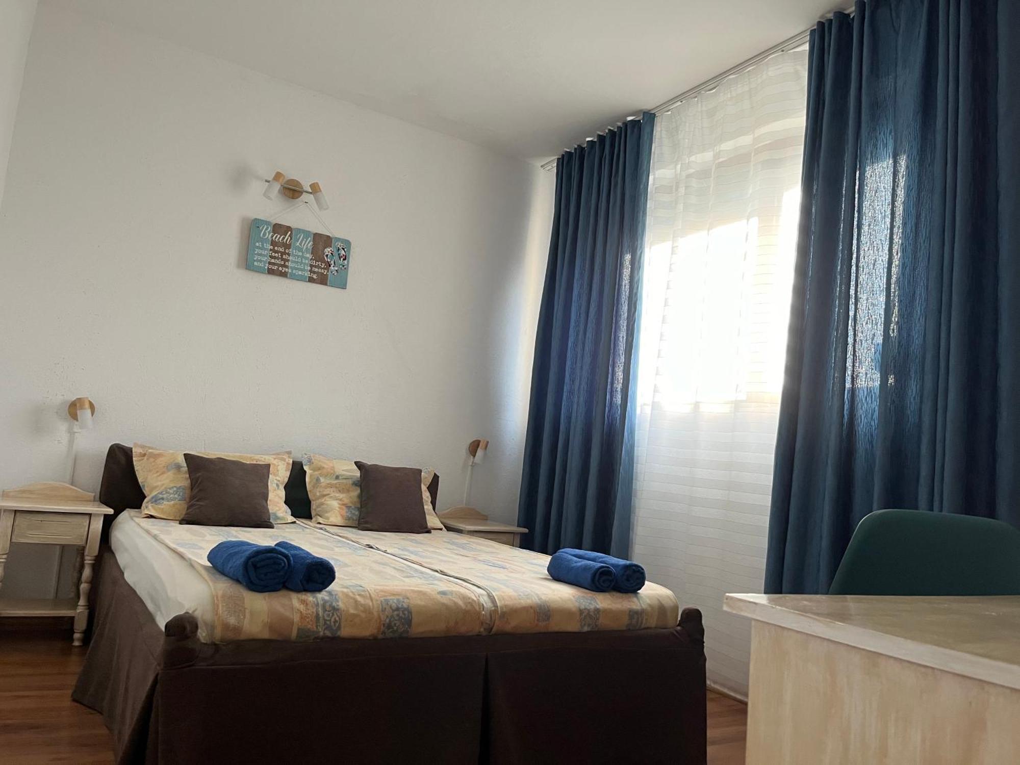 Paunovi Guest House Primorsko Exterior foto