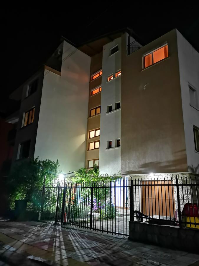 Paunovi Guest House Primorsko Exterior foto